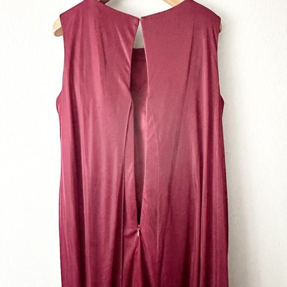 Azazie Viviana Cabernet A-line Fly Away Jewel Neck Dress Women's Plus Size 24 - Picture 14 of 14